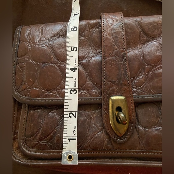 VTG RARE Dooney & Bourke Crossbody Bag Brown Leather Alligator Croc Embossed USA - Picture 15 of 16